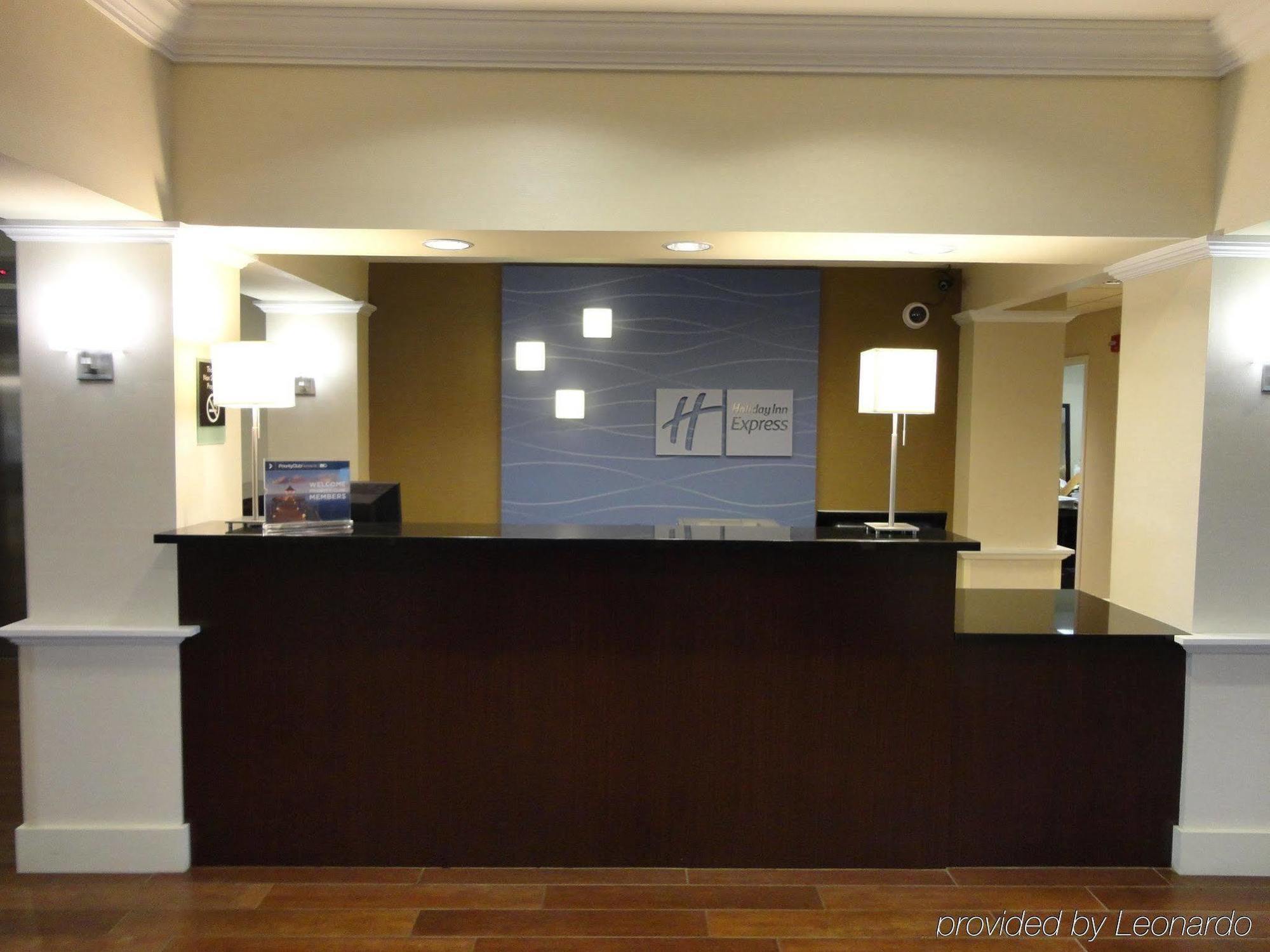 Holiday Inn Express Hotel & Suites Rogers By Ihg Exterior foto